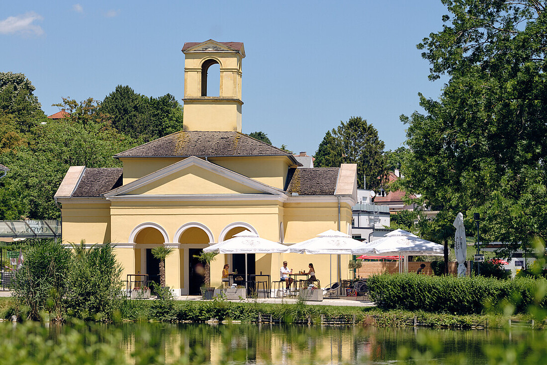 Maschinenteich mit dem hübschen Gebäude Maschinenhaus