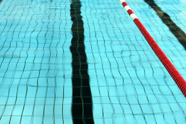 Bahn in einem Schwimmbecken